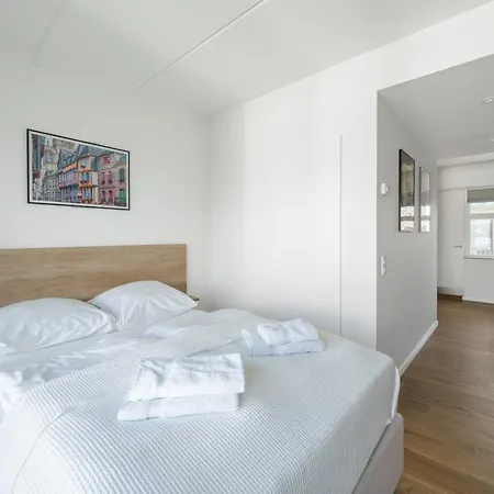 Fantastic W Balcony - 323